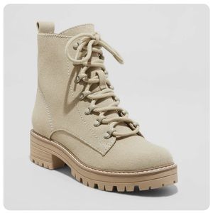 Combat Boots in Tan